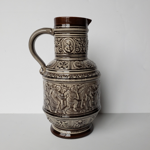 Marzi Remy Beer Stein Festive Dancers marking 886 - Picture 5 of 5